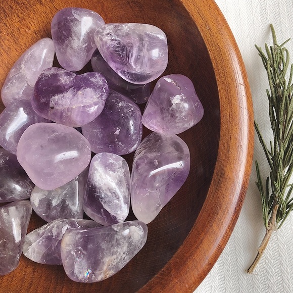 • 2pcs Phantom Amethyst (Small) Tumbled Stones - Picture 2 of 4